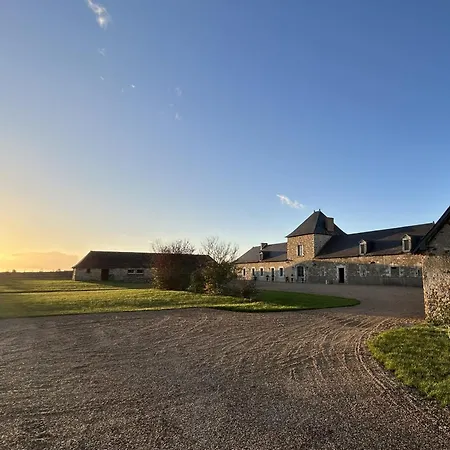 10 Couchages Holiday home Thorigne-d'Anjou